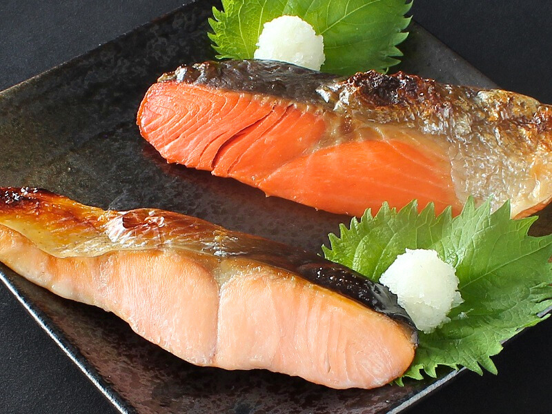 ロシア産紅鮭・白鮭骨取り切り身セット｜一印おさかな市場の通販